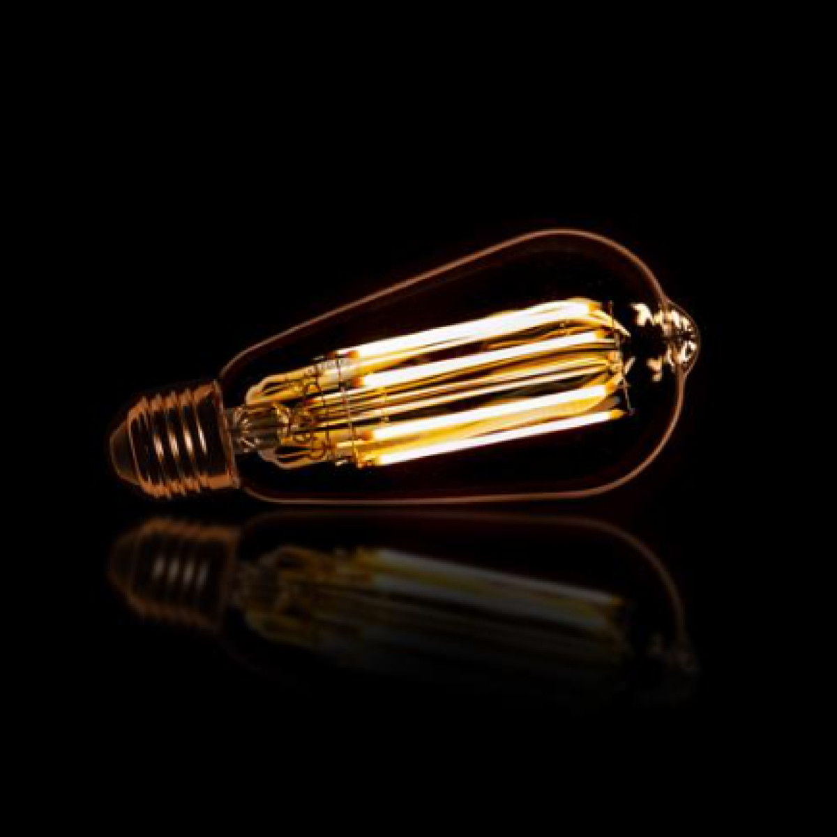 Ampoule goutte ambré 14cm à LED filament E27 lumière chaude