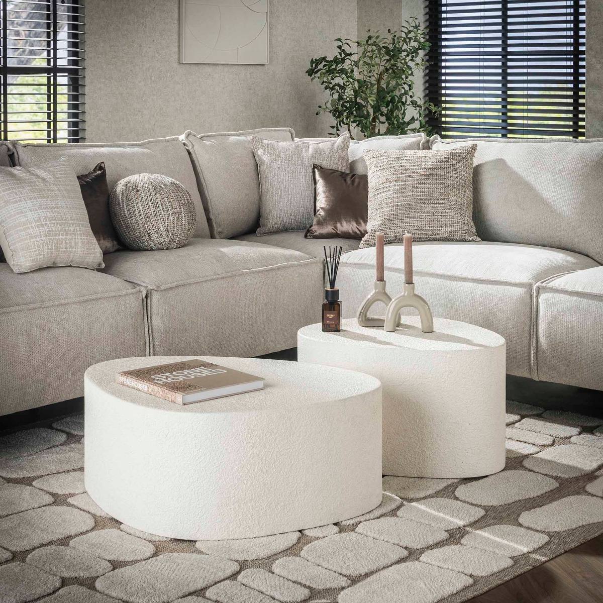 Table basse triangle en marbre composite NOLAN (lot de 2)