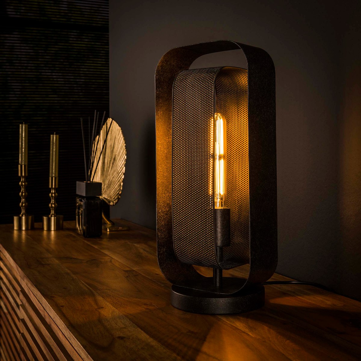 Lampe à poser en métal perforé MARIA