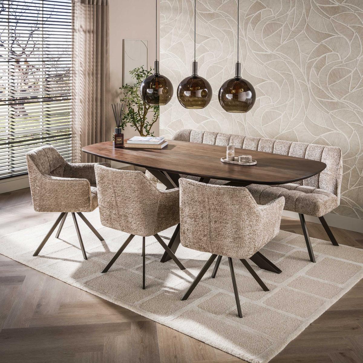 Table à manger ovale 215 cm en bois massif style danois