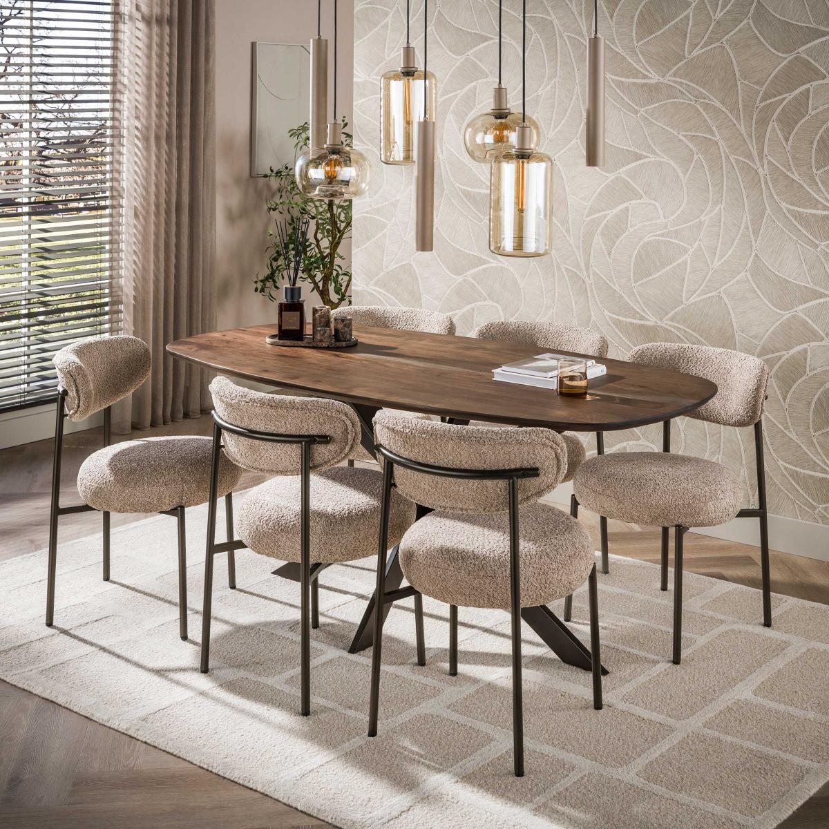 Table à manger ovale 180 cm en bois massif style danois