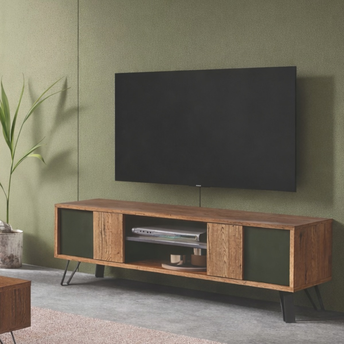 Meuble TV industriel en bois avec portes PEDRO